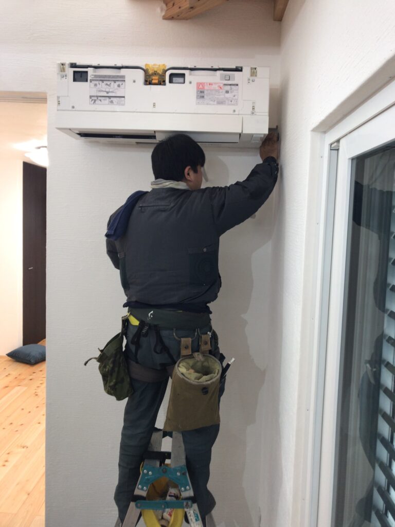 室内機の取付工事